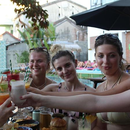 Mad Monkey Hoi An Pansiyon Dış mekan fotoğraf